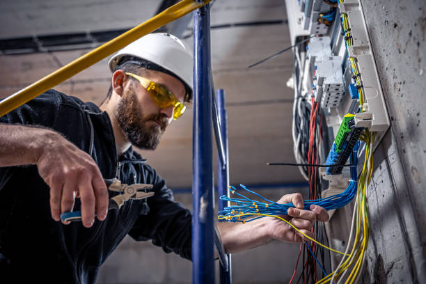 Best Affordable Emergency Electrician  in Big Bend, WI